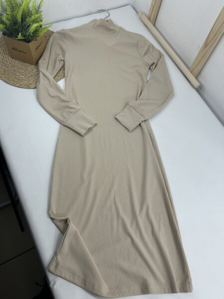 Платье 42 (S) Другой НФ-00003955