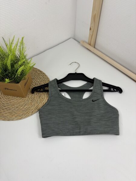 Топ спорт 40 Nike НФ-00003667