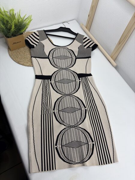 Платье 46 (M) Zarina НФ-00004622