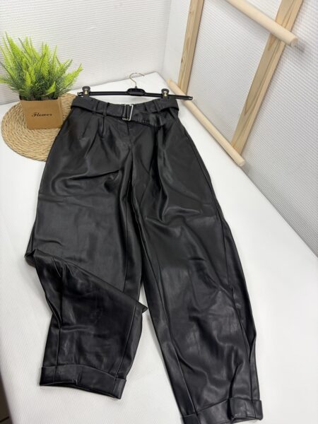 Брюки 42 (S) Bershka НФ-00004743